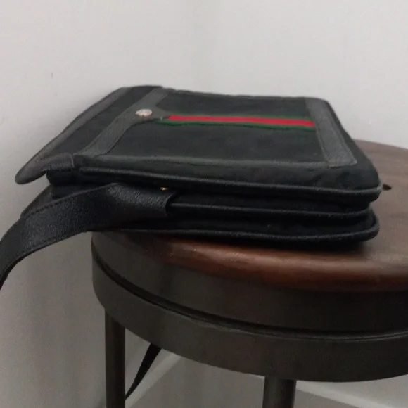 Authentic Vintage Gucci GG Monogram Supreme Sherry Web Ophidia Accordion Bag - Picture 6 of 9